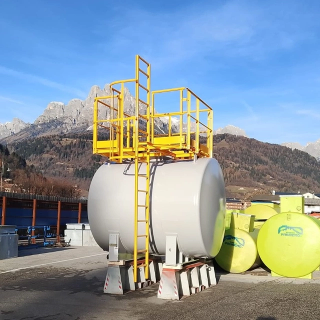 Caso Studio - UL-142 Certified Storage Solutions: Single and Double Wall Tanks. Italy